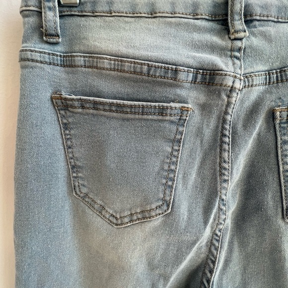 High waisted Flare jeans - Picture 2 of 6